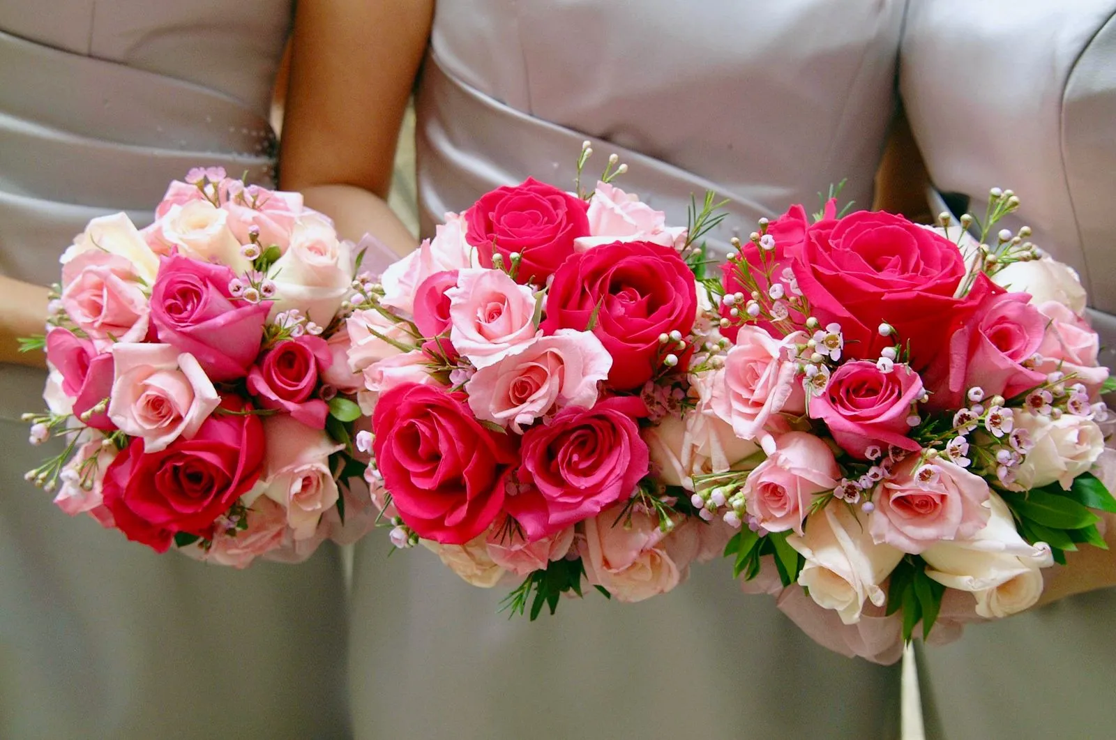 How to Choose Wedding Flowers for Your Season